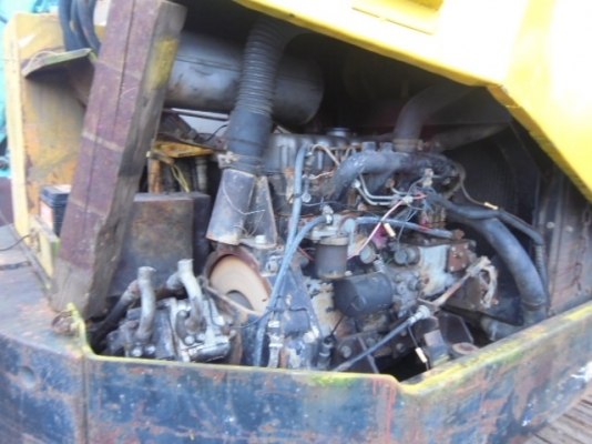 ขายรถขุดMITSUBISHI - MXR-55 เครื่องยนต์มิตซูบิชิ K4M ขนาด 4 สูบ คอนโทรลลูกหมาก ปั๊มเฟือง 3 ตอน มีใบมีด หลังคา แทรคเหล็ก รถเดิมๆเก่านอก มีเอกสาร