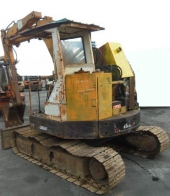 ขายรถขุดMITSUBISHI - MXR-55 เครื่องยนต์มิตซูบิชิ K4M ขนาด 4 สูบ คอนโทรลลูกหมาก ปั๊มเฟือง 3 ตอน มีใบมีด หลังคา แทรคเหล็ก รถเดิมๆเก่านอก มีเอกสาร