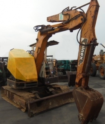 ขายรถขุดMITSUBISHI - MXR-55 เครื่องยนต์มิตซูบิชิ K4M ขนาด 4 สูบ คอนโทรลลูกหมาก ปั๊มเฟือง 3 ตอน มีใบมีด หลังคา แทรคเหล็ก รถเดิมๆเก่านอก มีเอกสาร