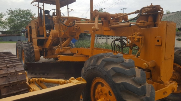 ขายรถเกรด KOMATSU G60R สวยสภาพพร้มไช้ ขายรถเกรด KOMATSU G60R สวยสภาพพร้มไช้