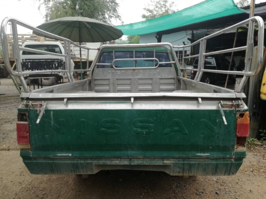 ลูกกระบะเลสนิสสัน ลูกกระบะเลสนิสสัน