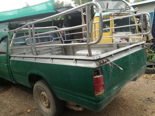 ลูกกระบะเลสนิสสัน