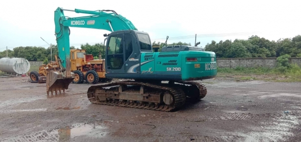 ขาย 2,350,000 รถแบคโฮ SK200-8 XM 7000.ชม.ติดลายหัวเจาะจาก อริยะ สวยๆเดิมๆ เอกสารชุดแจ้ง  ช่วงล่างเต็ม  064-191-1112