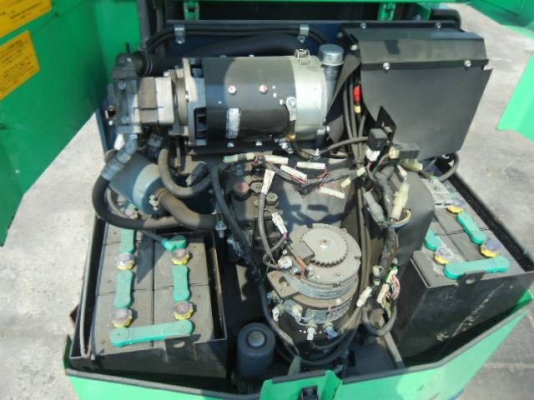 Order picker โตโยต้ารุ่น 7 น้ำหนักยก 1 ตัน เสาสูง 4 เมตร รถนอกนำเข้า