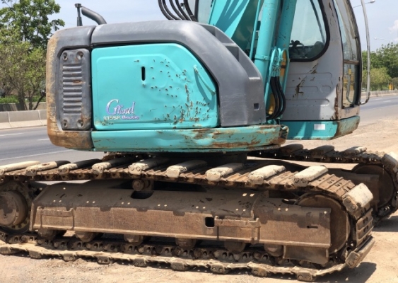 ขายรถขุด KOBELCO SK135SR มีลายหัวกระแทก นำเข้าเองจากญี่ปุ่น สภาพสวยพร้อมใช้  มีVDOการทำงานครับ