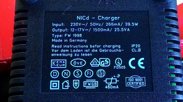 เครื่องยิงรีเวทนัทไร้สาย GESIPA FireBird (Made in Germany)