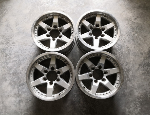 ล้อแท้16x8 Bradley 4X4Engineering Made in Japan สีเดิมญี่ปุ่น สภาพสวย4วง ล้อแท้16x8 Bradley 4X4Engineering Made in Japan สีเดิมญี่ปุ่น สภาพสวย4วง