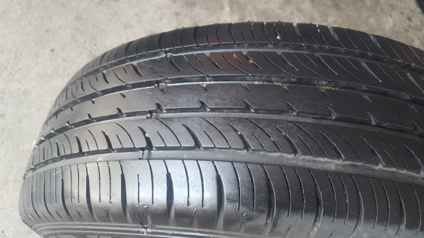 ขายล้อNISSAN ALMERA VL ขอบ15 ยางปี17  4 ล้อ