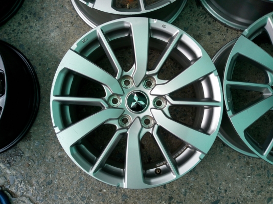 แม็ก Mitsubishi Pajero 18/ New Triton17 (เทาบรอนซ์) ราคา 4500-6500 บาท Mitsubishi Pajero 18 /New Triton Athlete17(ดำแท้) / New Triton17 (เทาบรอนซ์) ราคา 4 วง 4500-6500 บาท แม็ก Mitsubishi Pajero 18/ New Triton17 (เทาบรอนซ์) ราคา 4500-6500 บาท Mitsubishi Pajero 18 /New Triton Athlete17(ดำแท้) / New Triton17 (เทาบรอนซ์) ราคา 4 วง 4500-6500 บาท