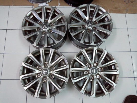 แม็ก Mitsubishi Pajero 18/ New Triton17 (เทาบรอนซ์) ราคา 4500-6500 บาท Mitsubishi Pajero 18 /New Triton Athlete17(ดำแท้) / New Triton17 (เทาบรอนซ์) ราคา 4 วง 4500-6500 บาท แม็ก Mitsubishi Pajero 18/ New Triton17 (เทาบรอนซ์) ราคา 4500-6500 บาท Mitsubishi Pajero 18 /New Triton Athlete17(ดำแท้) / New Triton17 (เทาบรอนซ์) ราคา 4 วง 4500-6500 บาท