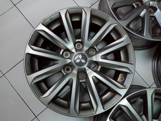 แม็ก Mitsubishi Pajero 18/ New Triton17 (เทาบรอนซ์) ราคา 4500-6500 บาท Mitsubishi Pajero 18 /New Triton Athlete17(ดำแท้) / New Triton17 (เทาบรอนซ์) ราคา 4 วง 4500-6500 บาท แม็ก Mitsubishi Pajero 18/ New Triton17 (เทาบรอนซ์) ราคา 4500-6500 บาท Mitsubishi Pajero 18 /New Triton Athlete17(ดำแท้) / New Triton17 (เทาบรอนซ์) ราคา 4 วง 4500-6500 บาท