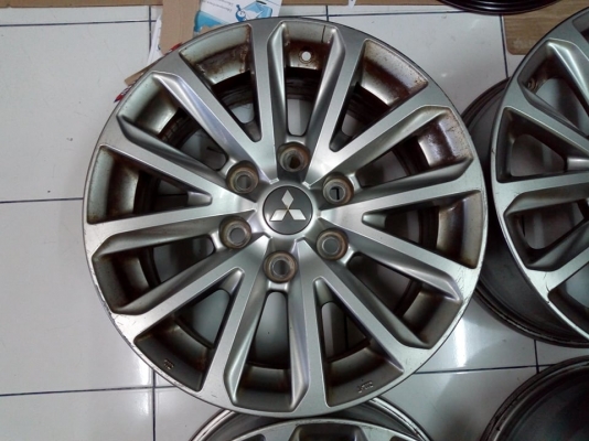 แม็ก Mitsubishi Pajero 18/ New Triton17 (เทาบรอนซ์) ราคา 4500-6500 บาท Mitsubishi Pajero 18 /New Triton Athlete17(ดำแท้) / New Triton17 (เทาบรอนซ์) ราคา 4 วง 4500-6500 บาท แม็ก Mitsubishi Pajero 18/ New Triton17 (เทาบรอนซ์) ราคา 4500-6500 บาท Mitsubishi Pajero 18 /New Triton Athlete17(ดำแท้) / New Triton17 (เทาบรอนซ์) ราคา 4 วง 4500-6500 บาท