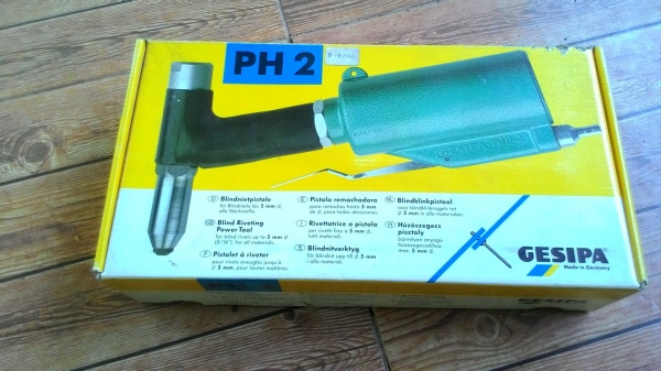 เครื่องยิงรีเวทแบบใช้ลม GESIPA PH2 (Made in Germany)