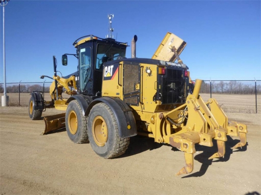 Caterpillar 160M ปี2011 พร้อมริปเปอร์ *USA โทร. 080-6565422 (หนิง)