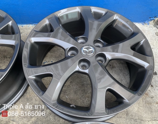 ล้อแม็ก Mazda 3 ลายก้าน Y ขอบ 17 สีเทากัน ล้อแม็ก Mazda 3 ลายก้าน Y ขอบ 17 สีเทากัน