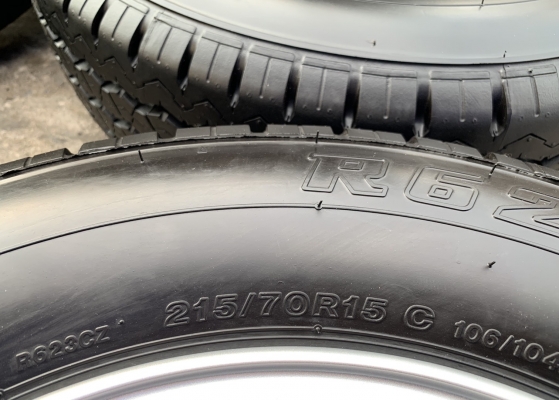 ล้อแม็กป้ายแดง Mitsu Triton ขอบ 15 พร้อมยางป้ายแดง Bridgestone 215-70-15 ปี 19 สวยกริ๊บ ล้อแม็กป้ายแดง Mitsu Triton ขอบ 15 พร้อมยางป้ายแดง Bridgestone 215-70-15 ปี 19 สวยกริ๊บ