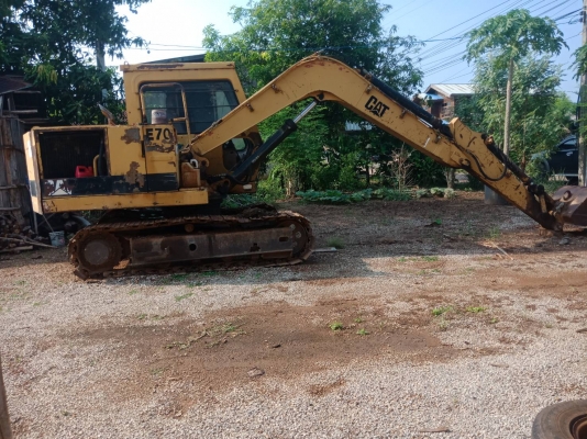 ฝากขาย แบคโฮ CAT E70 เอวมีขยับ ช่วงล่างต้องเก็บงาน ราคาต่อรองได้