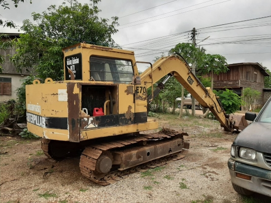 ฝากขาย แบคโฮ CAT E70 เอวมีขยับ ช่วงล่างต้องเก็บงาน ราคาต่อรองได้