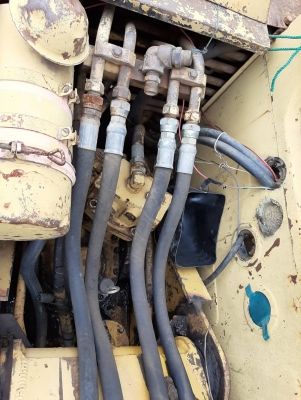 ฝากขาย แบคโฮ CAT E70 เอวมีขยับ ช่วงล่างต้องเก็บงาน ราคาต่อรองได้