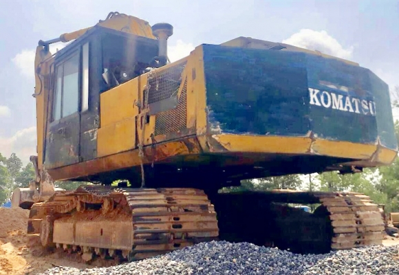 KOMATSU PC 200-3 เครื่องแน่นดีทำงานไม่โหลดพร้อมใช้งานได้เลย บอดี้สวยสภาพดีบูมอาร์มไม่มีแตก ช่วงล่างแน่นเฟลมไม่มีผุพร้อมทำงาน เอกสารสัญญาซื้อขาย ราคาต่อรองได้ครับ KOMATSU PC 200-3 เครื่องแน่นดีทำงานไม่โหลดพร้อมใช้งานได้เลย บอดี้สวยสภาพดีบูมอาร์มไม่มีแตก ช่วงล่างแน่นเฟลมไม่มีผุพร้อมทำงาน เอกสารสัญญาซื้อขาย ราคาต่อรองได้ครับ