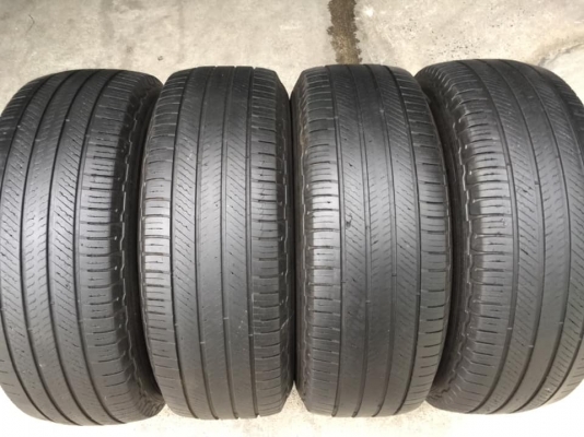 ล้อรีโว่17+มิชลิน265/65/17ปี16 ล้อสวยไร้ริ้วลอย ดอกยางใช้ได้อีกนาน ชุด4วง5900บ.โทร0879050181.ส่งได้