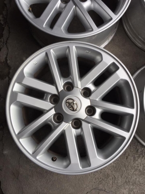 ล้อเดิมโตโยต้า ขอบ17+น๊อต ไม่เบียดบิ่น ซ่อมแตกร้าว ชุด4วง5500บ.โทร0879050181.ส่งได้ทั่วไทย ล้อเดิมโตโยต้า ขอบ17+น๊อต ไม่เบียดบิ่น ซ่อมแตกร้าว ชุด4วง5500บ.โทร0879050181.ส่งได้ทั่วไทย