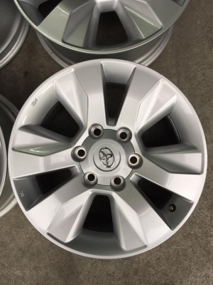 ล้อเดิมรีโว่17+น๊อต -ถอดป้ายแดง-ชุด4วง6000บ.โทร0879050181.ส่งได้ทั่วไทย ล้อเดิมรีโว่17+น๊อต -ถอดป้ายแดง-ชุด4วง6000บ.โทร0879050181.ส่งได้ทั่วไทย