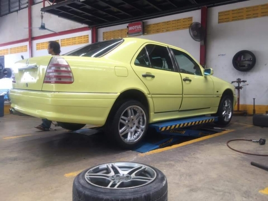 ล้อ Brabus Block6 ขอบ18 สภาพสวย ราคาไม่แพง