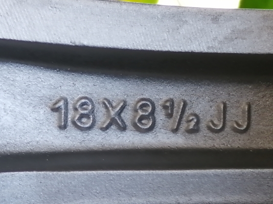 ล้อ Brabus Block6 ขอบ18 สภาพสวย ราคาไม่แพง