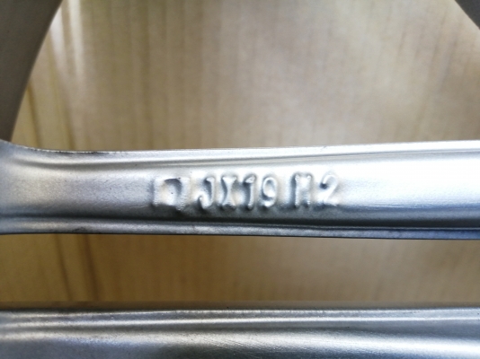 ล้อ19  สภาพสวย ไม่มีซ่อม ราคาไม่แพง