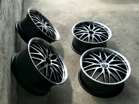 ล้อแม็กขอบ18นิ้ว5รู114 ชุดนี้ลดราคาเหลือ 7900 บาท