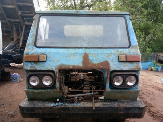 ขายรถอีแต๋นไม่มีเครื่องเกียร์ใหญ่เพลาลอยคัชซีหน้า5แหนบ2ชั้นตามสถาพสนใจ064-1019335/080-7346335คับ