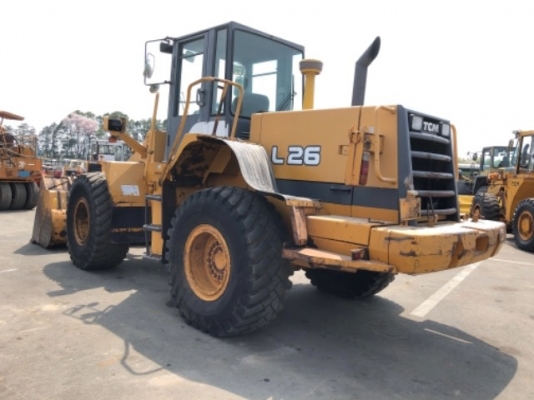 ขายรถตักล้อยาง ยี่ห้อ TCM รุ่น L26