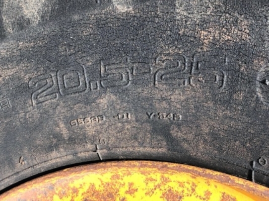 ขายรถตักล้อยาง ยี่ห้อ TCM รุ่น L26