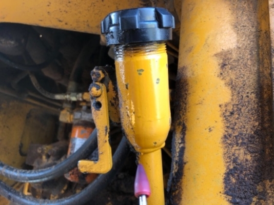 ขายรถตักล้อยาง ยี่ห้อ TCM รุ่น L26