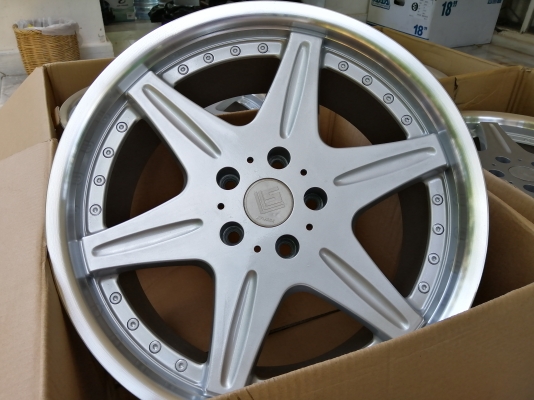 ล้อลาย W-Work ขอบ18 งาน Lenso สภาพสวย ไม่มีซ่อม ราคาไม่แพง ล้อลาย W-Work ขอบ18 งาน Lenso สภาพสวย ไม่มีซ่อม ราคาไม่แพง