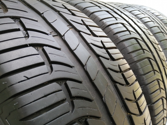 ยาง BF Goodrich 265 65 17 ปี18 ดอกเต็ม ไม่มีปะ เนื้อนิ่มๆ ราคาไม่แพง