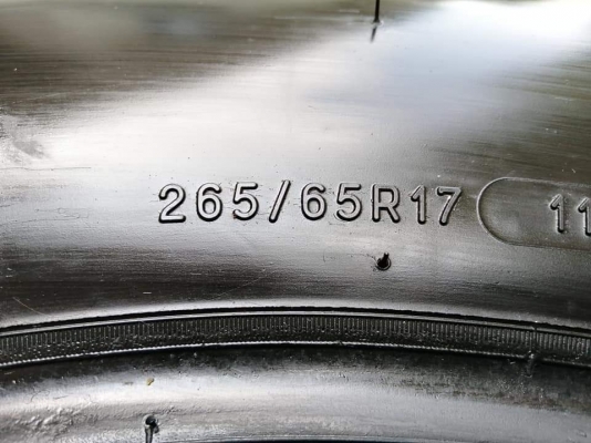 ยาง BF Goodrich 265 65 17 ปี18 ดอกเต็ม ไม่มีปะ เนื้อนิ่มๆ ราคาไม่แพง