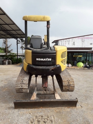 ขายแบคโฮ KOMATSU PC40MR-2 เอวขยับนิดนึงอย่างอื่นใช้งานได้ปกติราคา 490,000