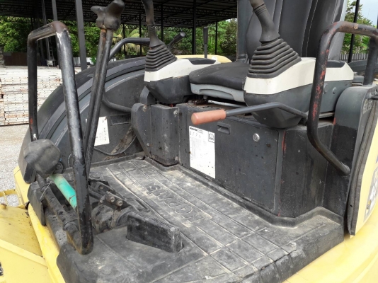 มีVDOขายแบคโฮ KOMATSU PC40MR-2 เอวขยับนิดเดียวอย่างอื่นใช้งานได้ปกติราคา 490,000 มีVDOขายแบคโฮ KOMATSU PC40MR-2 เอวขยับนิดเดียวอย่างอื่นใช้งานได้ปกติราคา 490,000