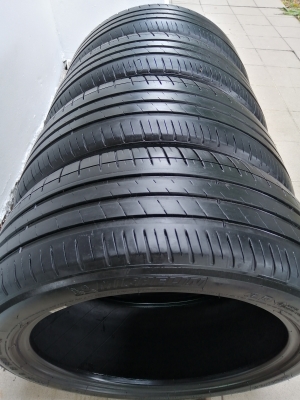 ยาง​ Michelin​ 235​ 45​ 18​ ปี17 ดอก​เต็ม​ ใช้​ยาว​ ราคา​ไม่​แพง​