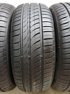 ยาง​น้องๆป้ายแดง​ PIRELLI​ 205 55 16​ กลางปี18 ดอกเต็ม​ เนื้อนิ่มๆ ไม่มีปะ ใช้ยาว ราคาไม่​แพง​