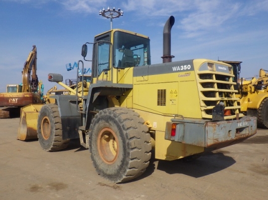 ขายรถตักล้อยาง KOMATSU WA350-3E นำเข้าเองจากญี่ปุ่น สภาพสวยพร้อมใช้ ถึงเร็วๆนี้ครับ