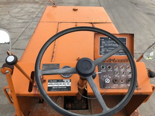 รถบดล้อยาง SAKAI TS-30H