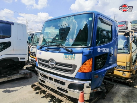 หัวเก๋ง HINO MEGA หัวกว้างสิบล้อ