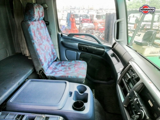 หัวเก๋ง HINO MEGA หัวกว้างสิบล้อ