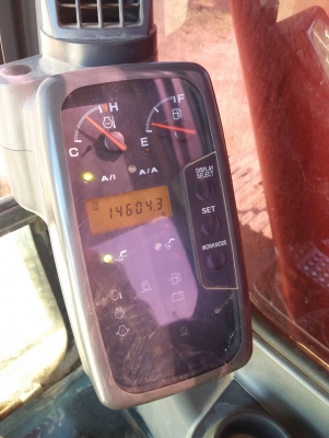 ขาย 1,195,000 HITACHI zx 200-1 japan เอกสารเล่มทะเบียน เครื่องดี ปั้มแรง เอวแน่น ช่วงล่างสวย รถสวยพร้อมใช้เอกสารพร้อมโอน รถอยู่ นครปฐม 090-772-3710 090-772-3708