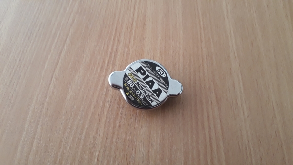ฝาหม้อน้ำ PIAA ขนาด 0.9 บาร์ จุกใหญ่
