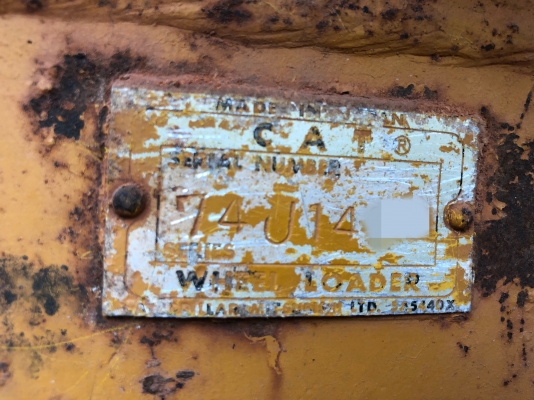 ขายรถตักล้อยาง CATERPILLAR 922B เครื่อง 80แรงม้า สวยๆเดิมๆเล่มทะเบียน สนใจโทร 081-970-1072