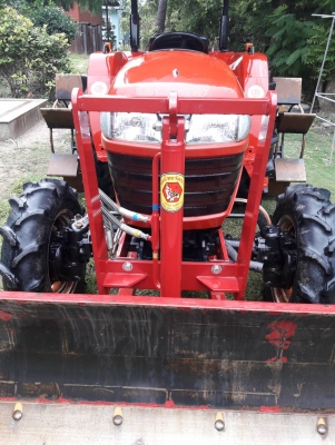 รถ ยันม่า  49 แรง ขับ 4 รถสวยจัด